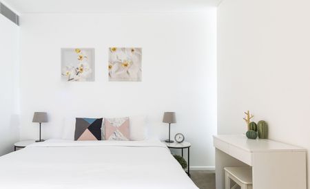 Expansive One Bedroom Suite | Bonus Room-sized Study - Photo 3