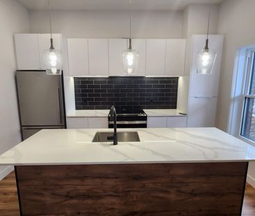 2013A rue Wellington - Beautiful 2-Bedroom Apartment for Rent - Photo 6