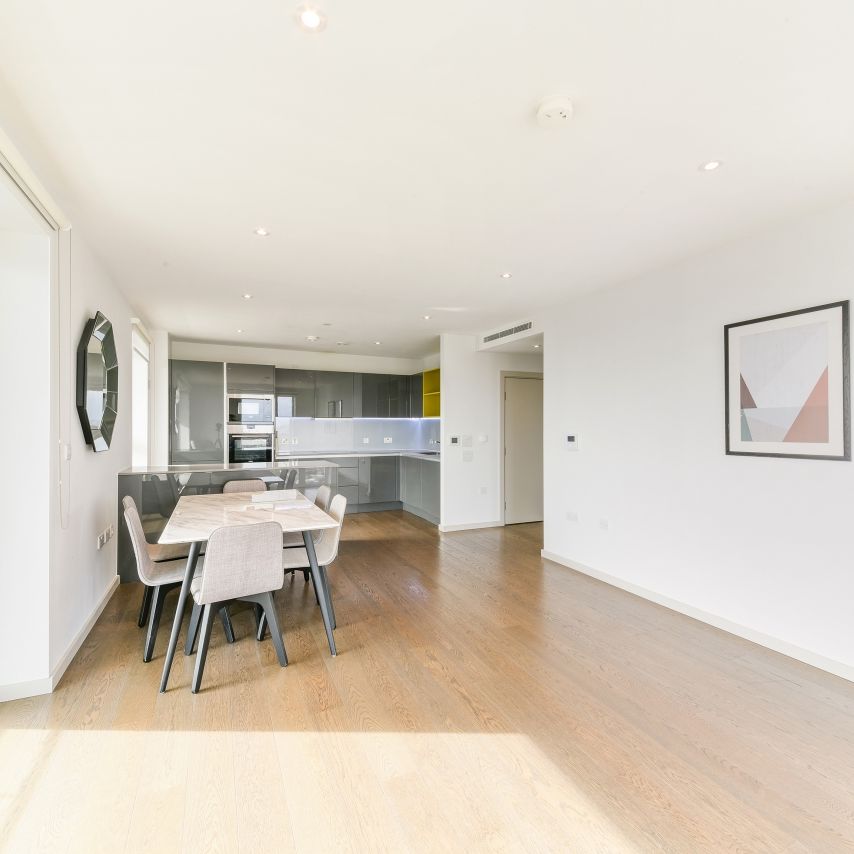 3 bedroom apartment to rent - Photo 1