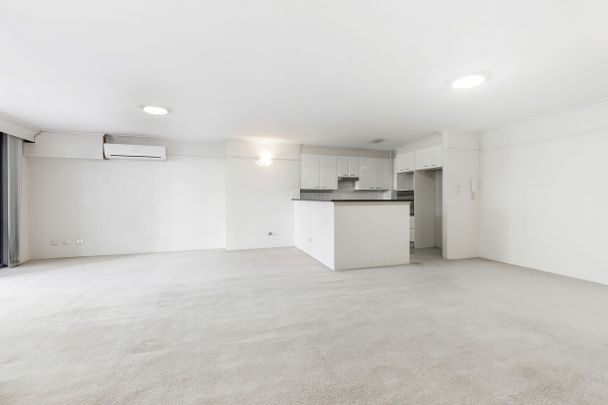 Contemporary Two Bedroom Apartment Surrounded by Pyrmont's Best - Photo 1