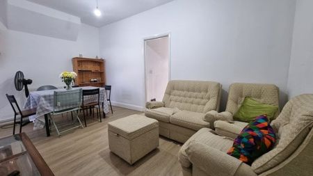 Upper Bevendean Avenue, Brighton 1 bedroom house to rent - Photo 2
