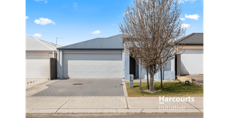 Family Home - Photo 5