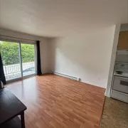 1 room apartment of 77m² in Sherbrooke - Photo 2
