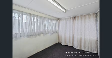 Spacious Family Home in Prime Location - Photo 4