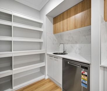 4 Petralia Street, Greenleigh - Photo 6