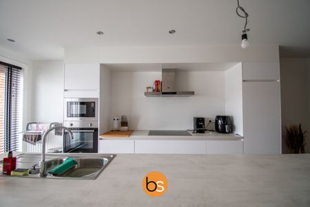 Volledig gerenoveerde woning te huur in Sint-Eloois-Winkel - Foto 3
