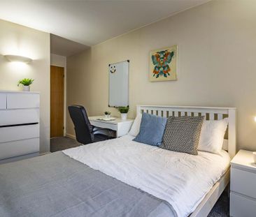 2 bedroom apartment to rent - Photo 3