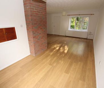 3 bedroom terraced house to rent - Photo 3