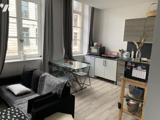 T1 BIS A LOUER RUE D'AMIENS - Photo 1