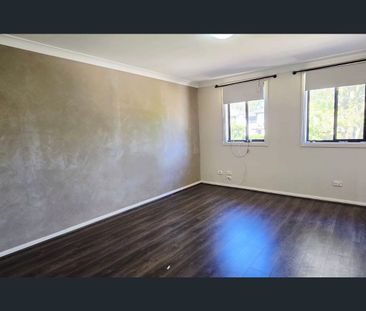 Spacious Townhouse in a Prime Quakers Hill Location! - Photo 3