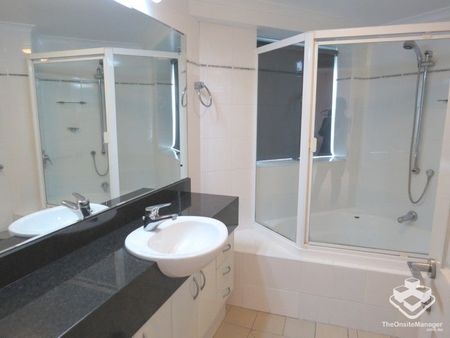 ADMIRALTY TOWERS ONE - 2 BEDROOM F/F & River View - Photo 5
