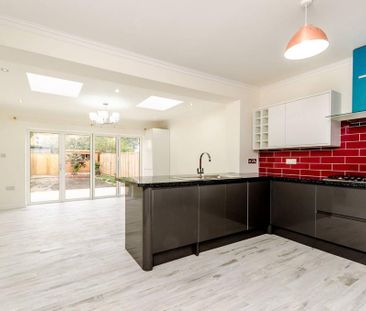 4 bedroom house to rent - Photo 3