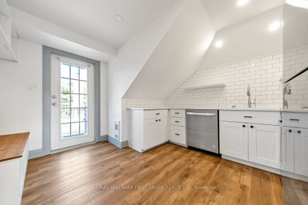 For Lease - 622 Simcoe Street Unit# 3rd Flr, Oshawa, Ontario - Photo 3