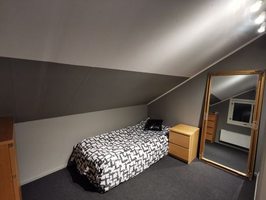 Litet fristående hus i Göteborg, Nya Hovås - Photo 1