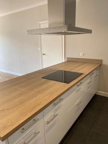 Location Appartement 3 pièces 95m² LYON 2ème - Photo 5