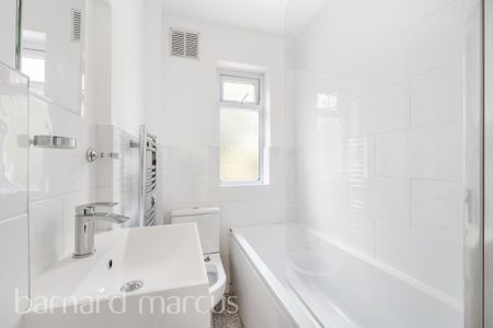 Errol Gardens - Photo 3