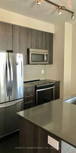 Burnhamthorpe/Confederation-Stunning Spacious w 2Beds 2Baths. - Photo 3