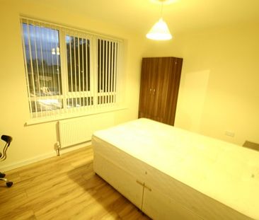 7 Bed - **bills Included** Chelsea Grove, Fenham, Newcastle Upon Tyne - Photo 1