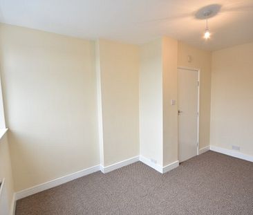 2 Bed - Shield Street, Newcastle Upon Tyne - Photo 4