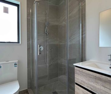 Brand new 4 Bedroom Home in Helensville! - Photo 2