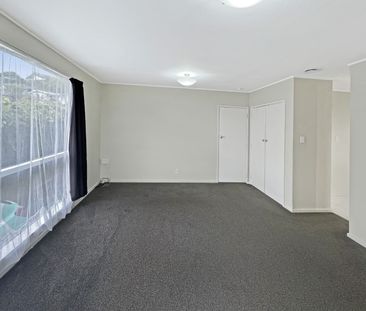 2 Bedroom in Maungaraki - Photo 6