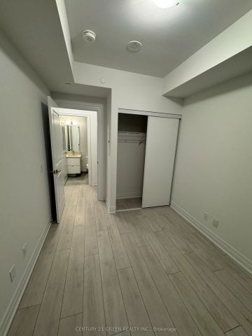 30 Elm Drive #2211 - Photo 2