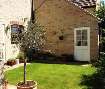 3 bedroom detached house to rent - Photo 6