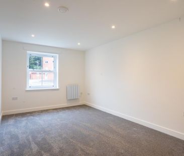 2 bedroom apartment to rent - Photo 3