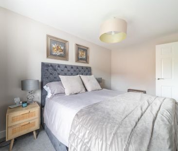 3 bedroom semi-detached house to rent - Photo 4