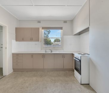 3 Bagot Road, Elizabeth South SA 5112 - Photo 2