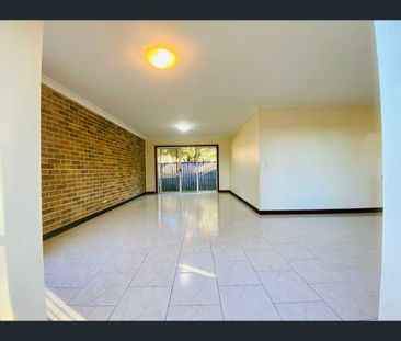 9/19-21 Wingate Avenue, Eastwood, NSW 2122 - Photo 1