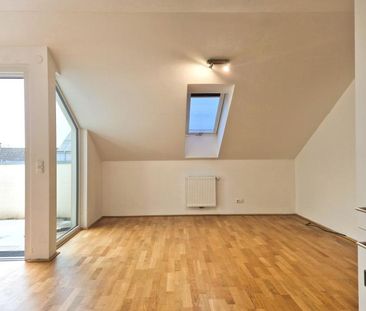 Pillweinstraße, sonnige und ruhig gelegene Dachgeschosswohnung mit ... - Foto 2