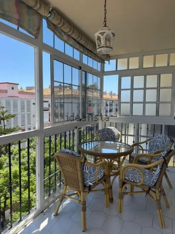 Alquiler de piso en Avenida Ramón y Cajal - Photo 5