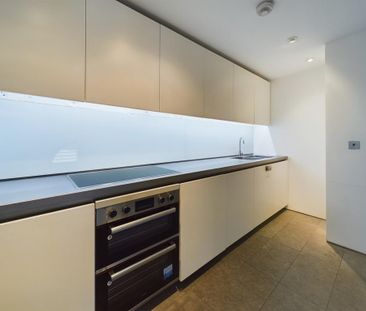 3 bedroom apartment to rent - Photo 1
