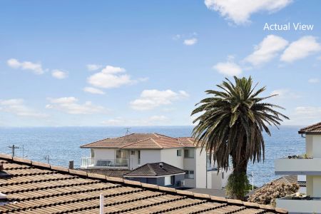 Top Floor Apartment With Sea Views And A Homely Feel - Photo 4