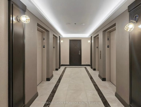 For Lease - 18 Harding Boulevard Unit# 409, Richmond Hill, Ontario - Photo 3