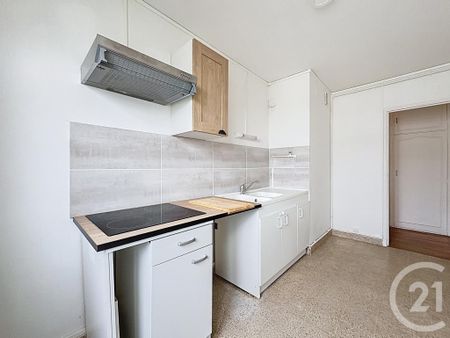 Location Appartement 4 pièces 66m² TROYES 10000 - Photo 4