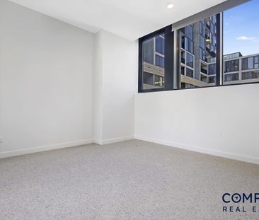 LUXURY APARTMENT! - Photo 3