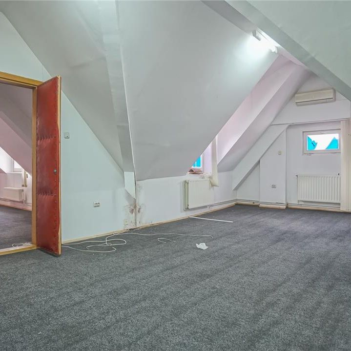In imendiata vecinatate a Pietei Sfatului si Strazii Republicii, pe 440 mp, Brasov - Photo 1