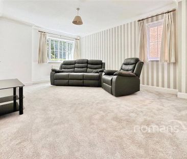 4 bedroom semi-detached house to rent - Photo 1