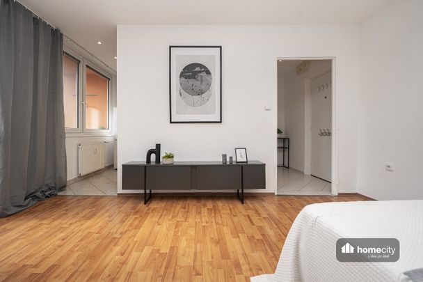 Pronájem bytu 1+kk 26 m² - Photo 1