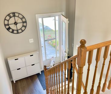 For Lease - 35 Champine Square, Clarington, Ontario - Photo 2