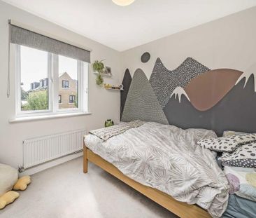 4 bedroom detached house to rent - Photo 1