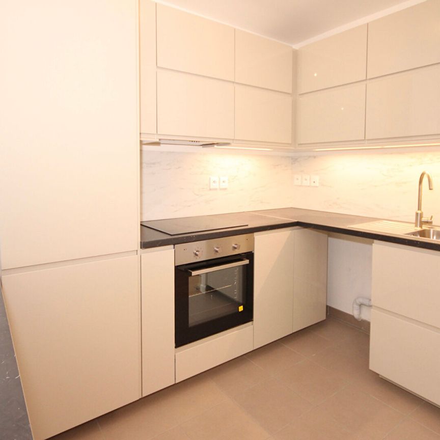 Appartement La Garenne Colombes 2 pièce(s) 44,86 m2 - Photo 1