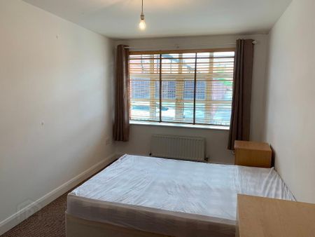 Apt 3, Dunmore Building, Old Bakers Court, Belfast, BT6 8QX - Photo 5