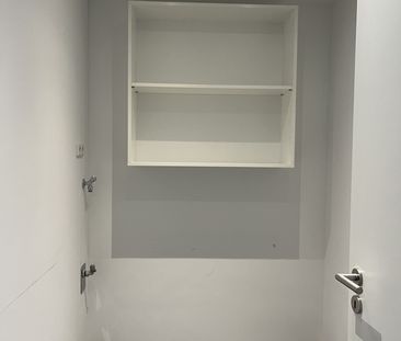 Moderne Neubauwohnung mit Loggia, Terrasse und Garten – inkl. TG-St... - Photo 6