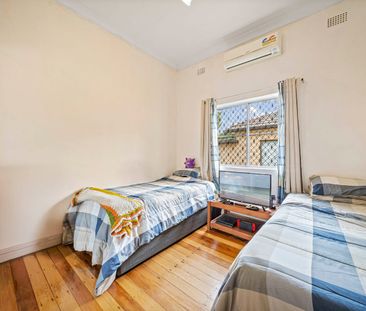 Charming family home located only 450m to Lakemba shops & Metro Tra... - Photo 3