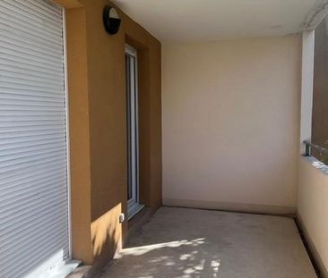 Location Appartement 3 pièces 66m² BRIGNOLES 83170 - Photo 6