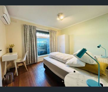 97 Anne Road, Knoxfield, Vic 3180 - Photo 2