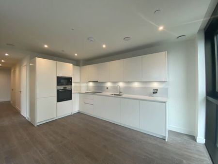 Twelve Trees Park, E16, London - Photo 5
